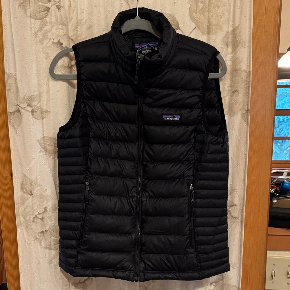 Patagonia Black Quilted Vest